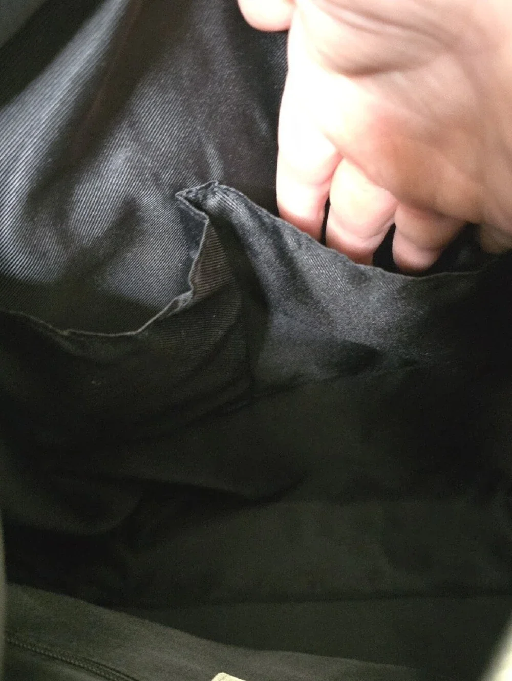 Universal Thread straps side